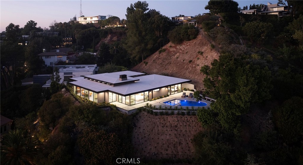 9015 Alto Cedro Drive