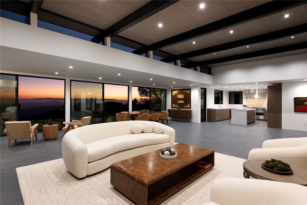 9015 Alto Cedro Drive