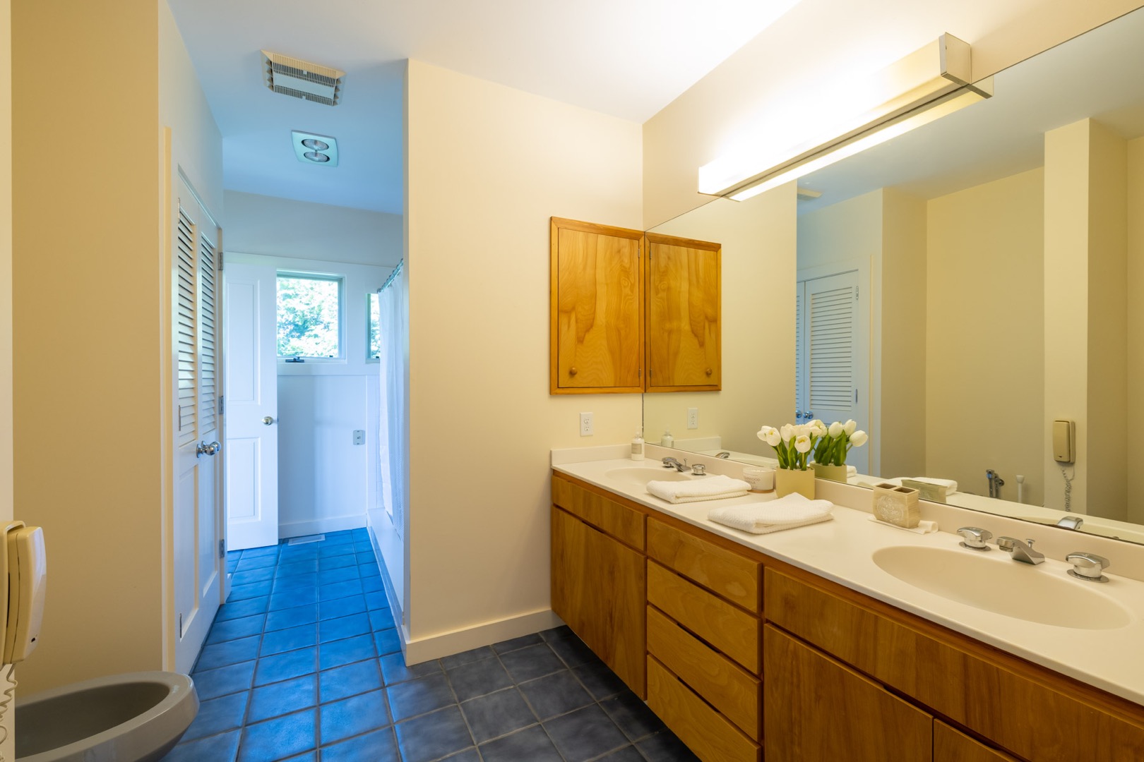 81 Oyster Pond Road