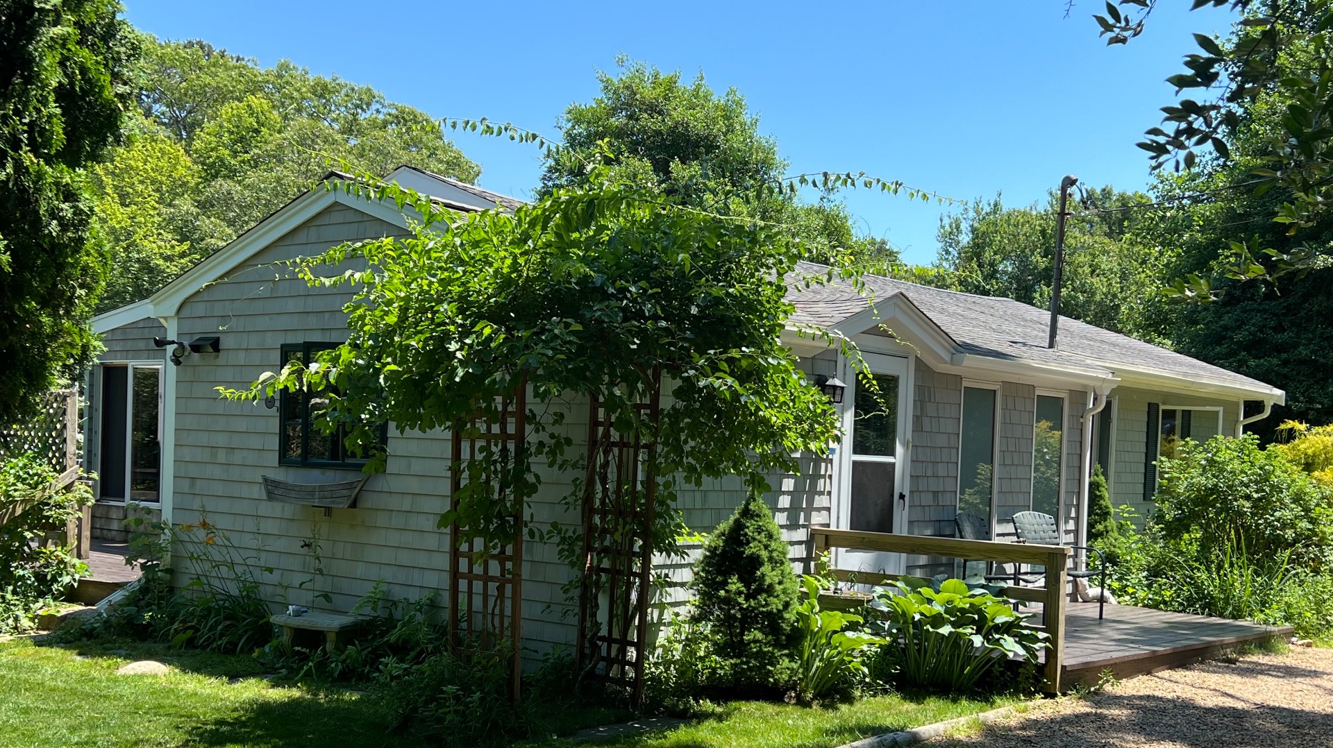 496 Lamberts Cove Road