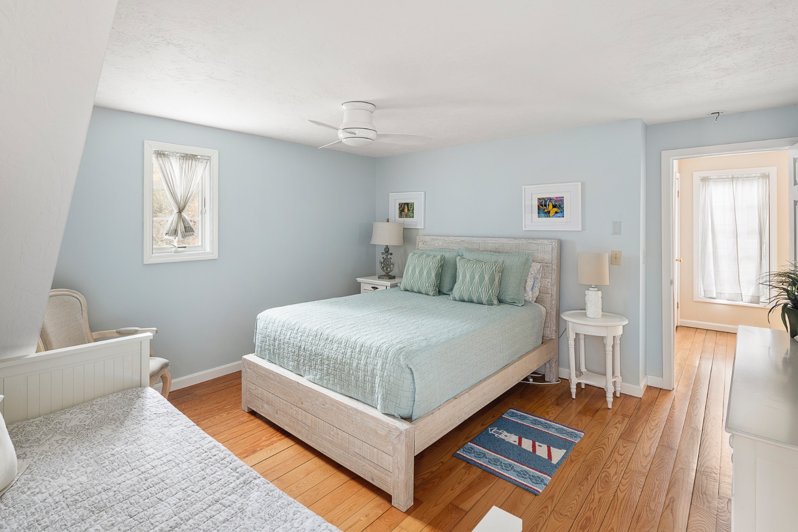87 Schoolhouse Road