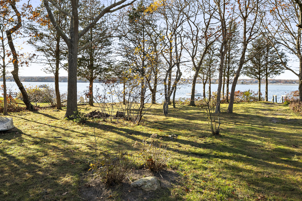 2 East Side Road & 60 Bay View Avenue