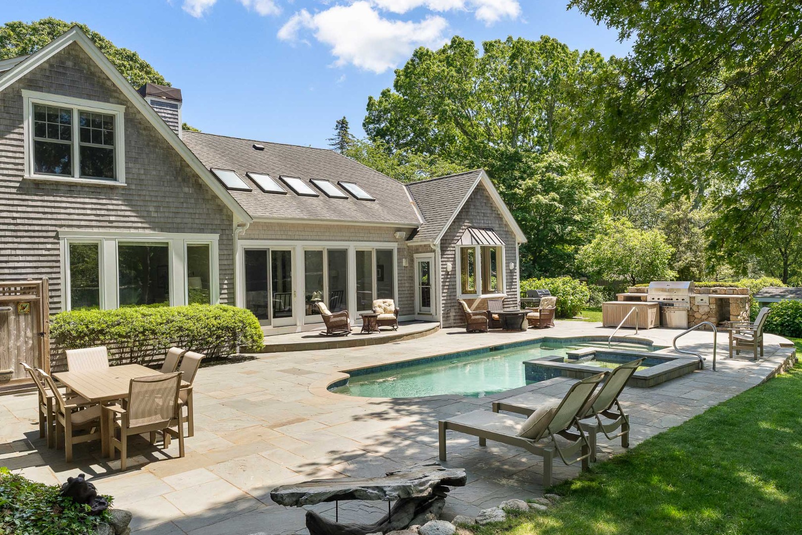 385 Barnes Road