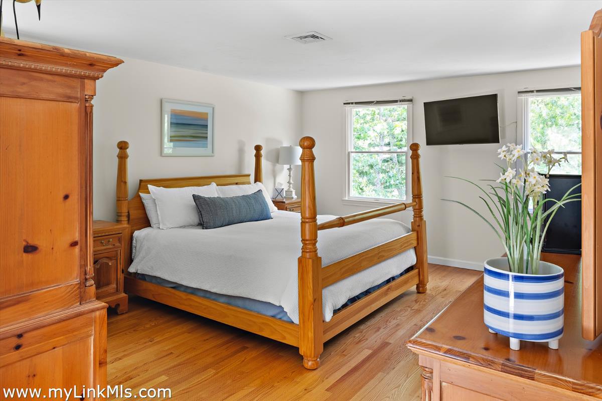 43C Dark Woods Road