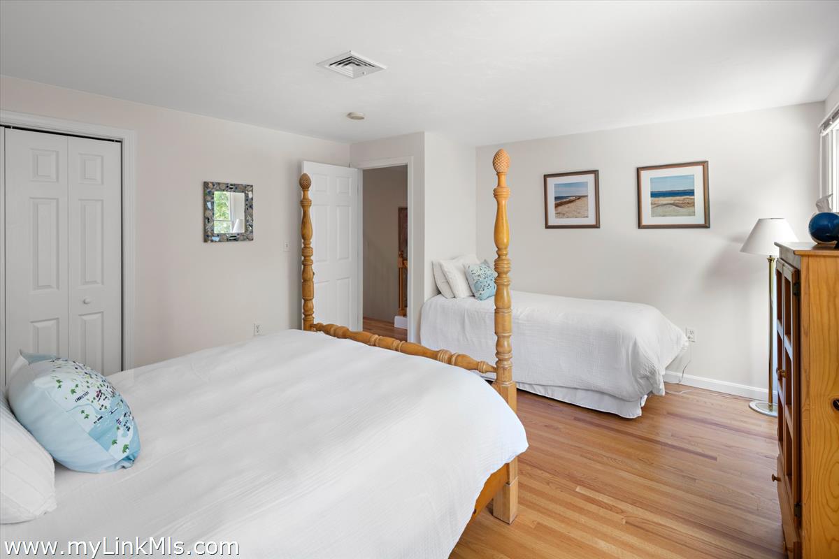 43C Dark Woods Road