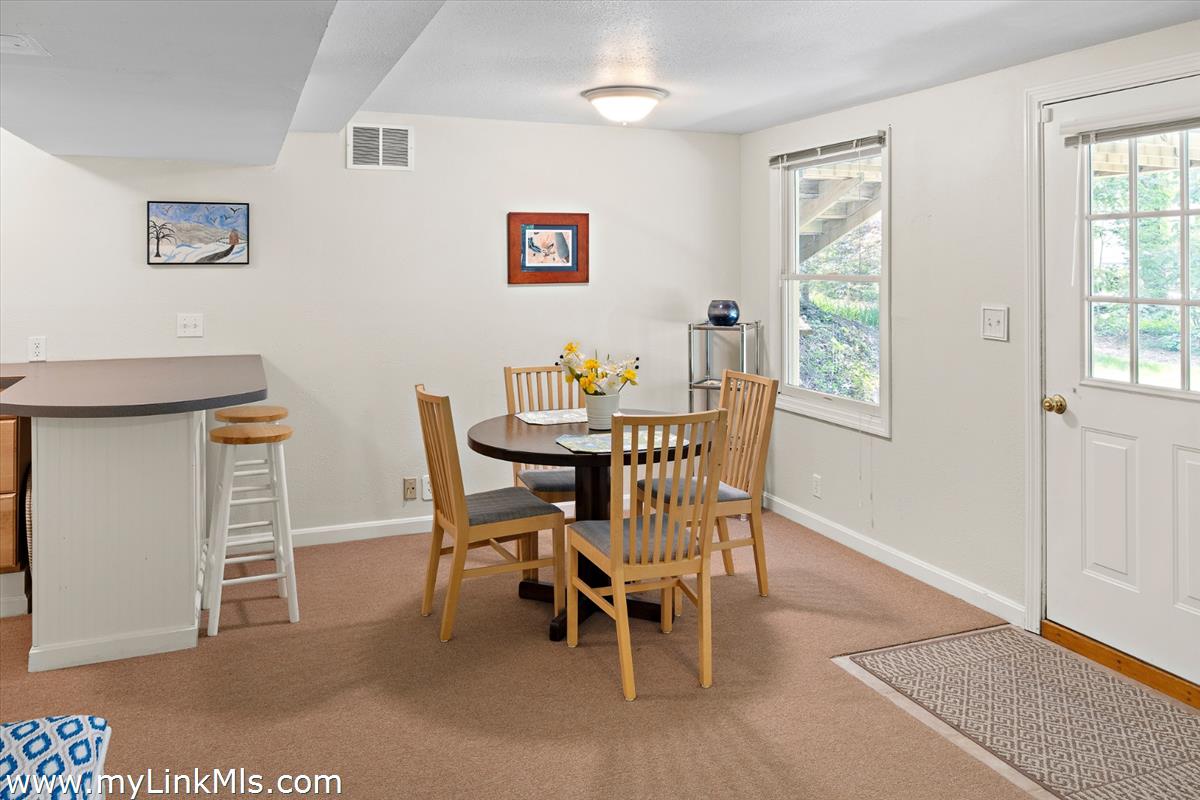 43C Dark Woods Road