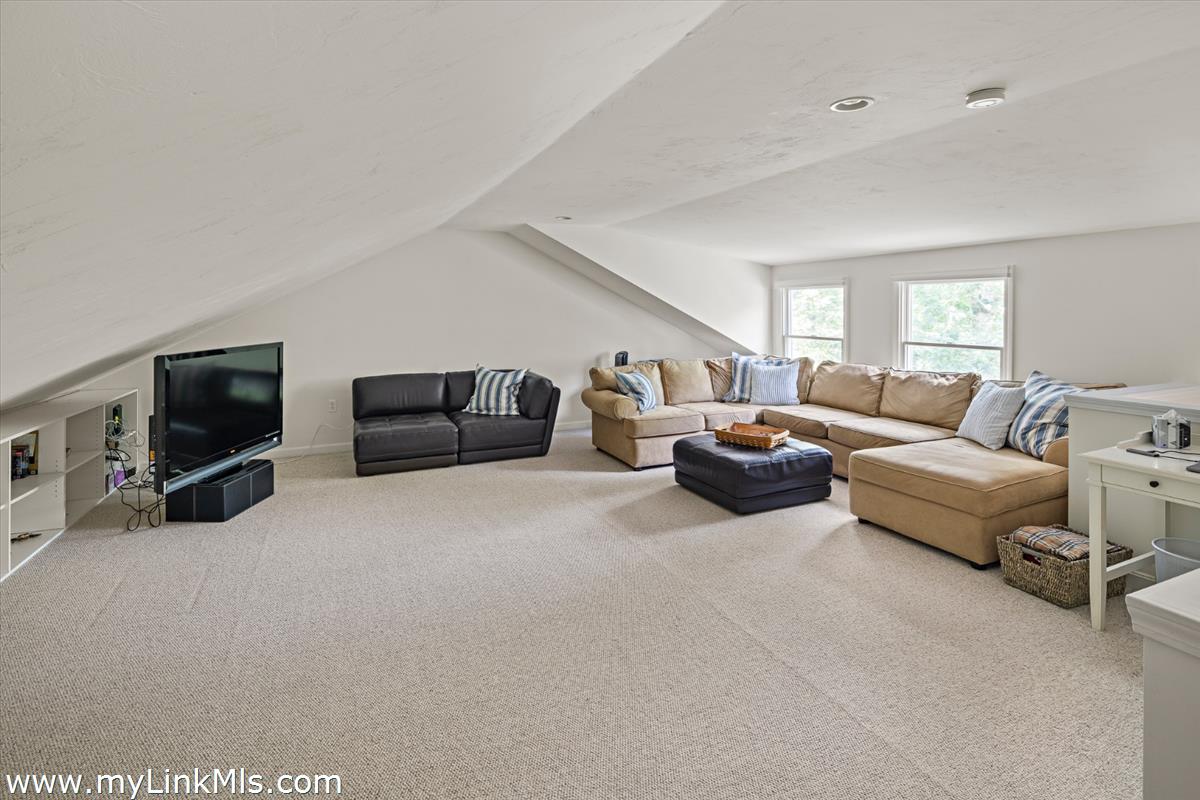 43C Dark Woods Road