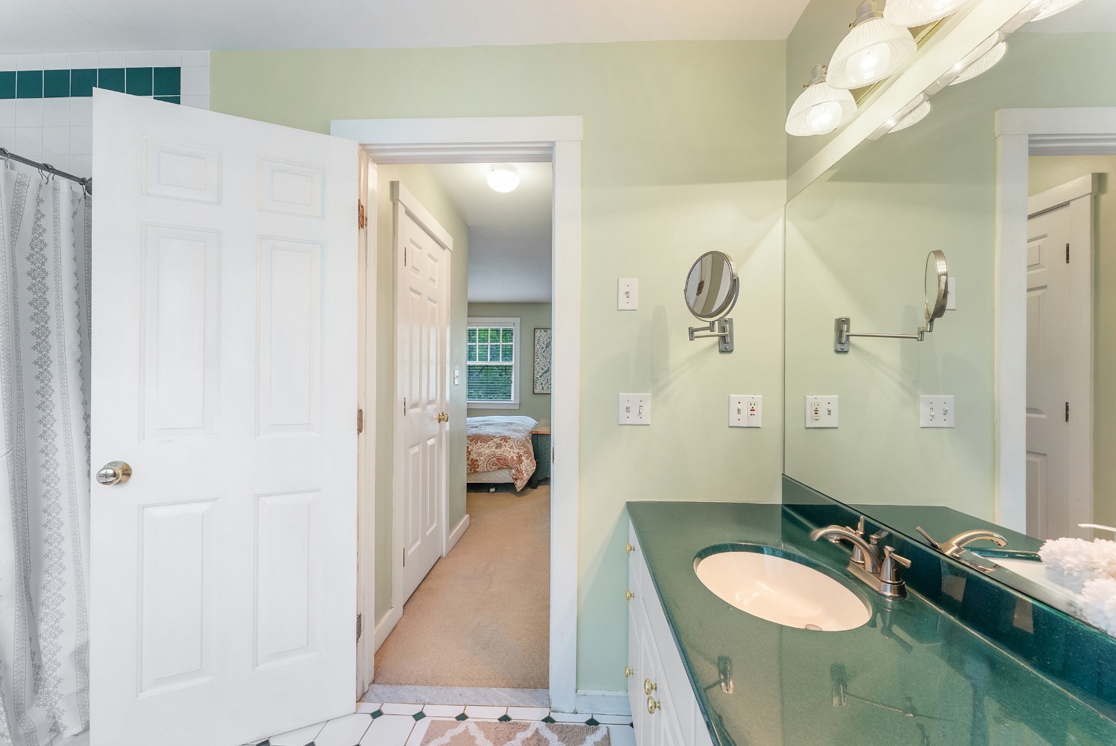 5 Bayes Hill Circle