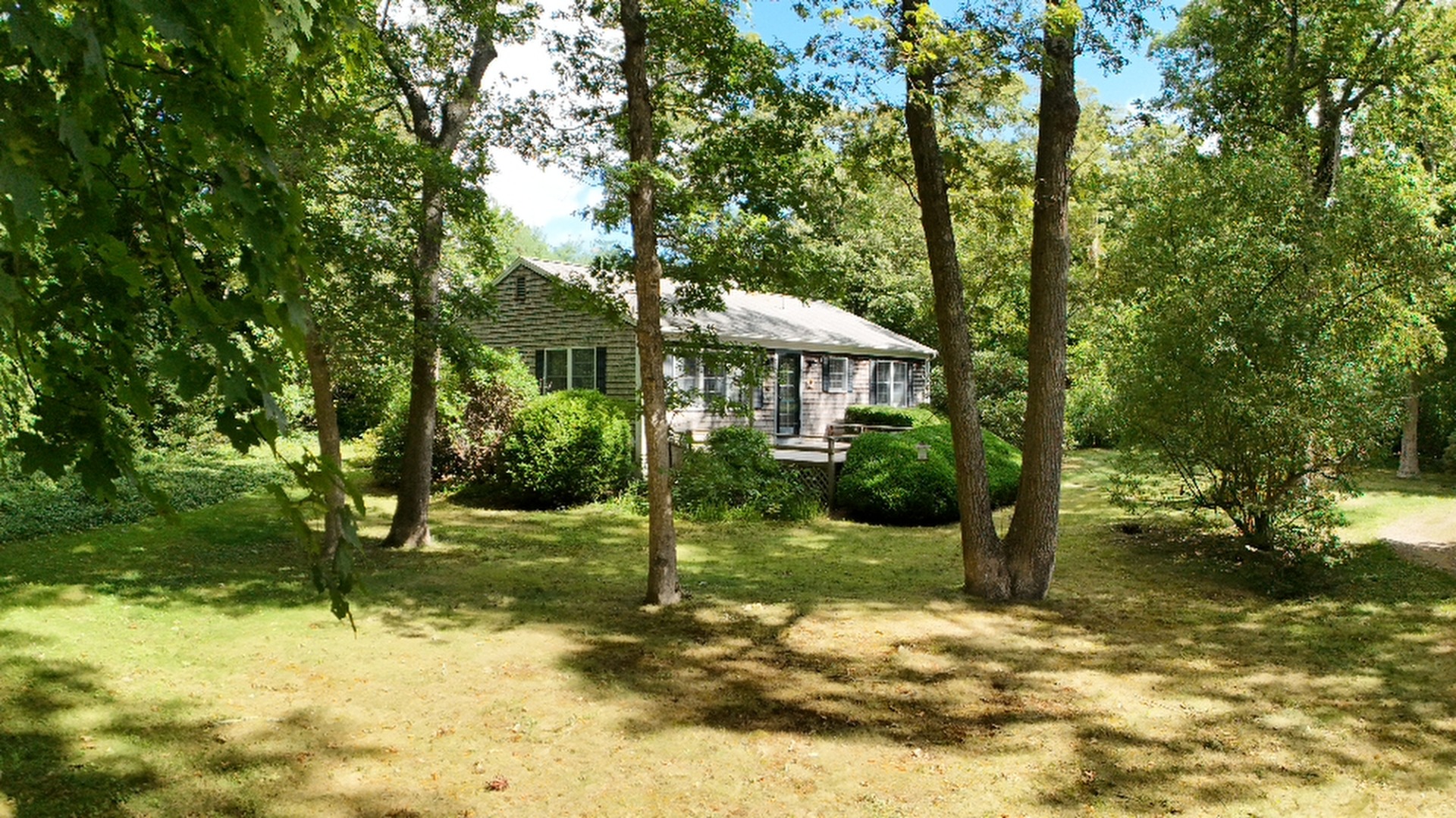 73 & 0 Old Country Lane