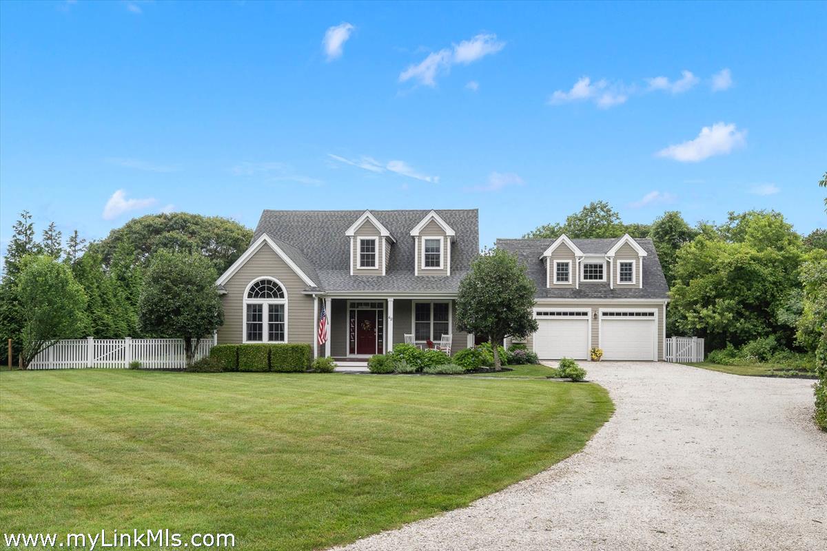 42 Deacon Vincent Way