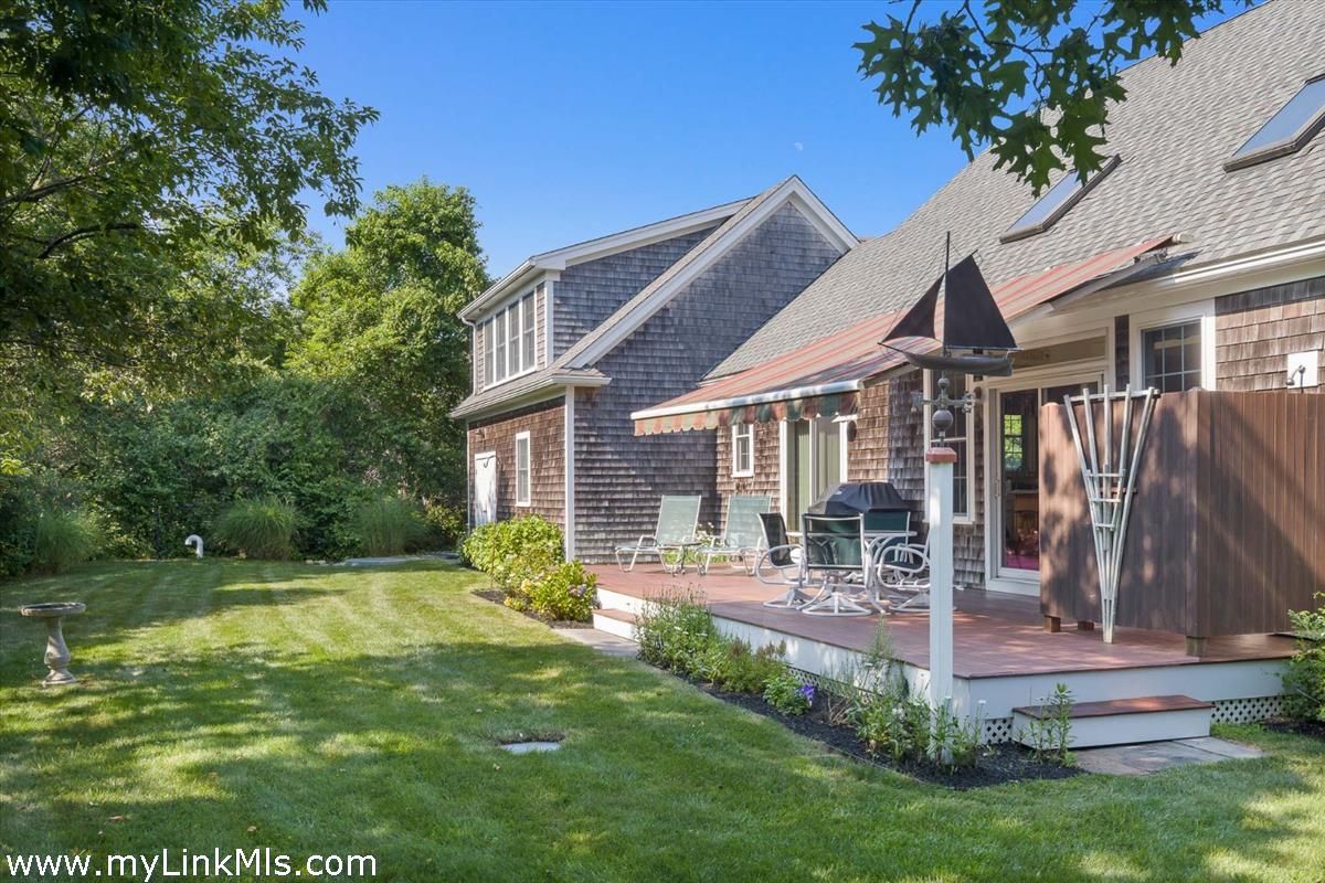 42 Deacon Vincent Way