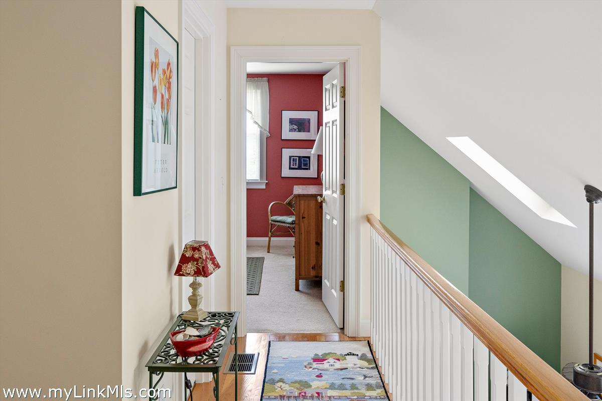 42 Deacon Vincent Way