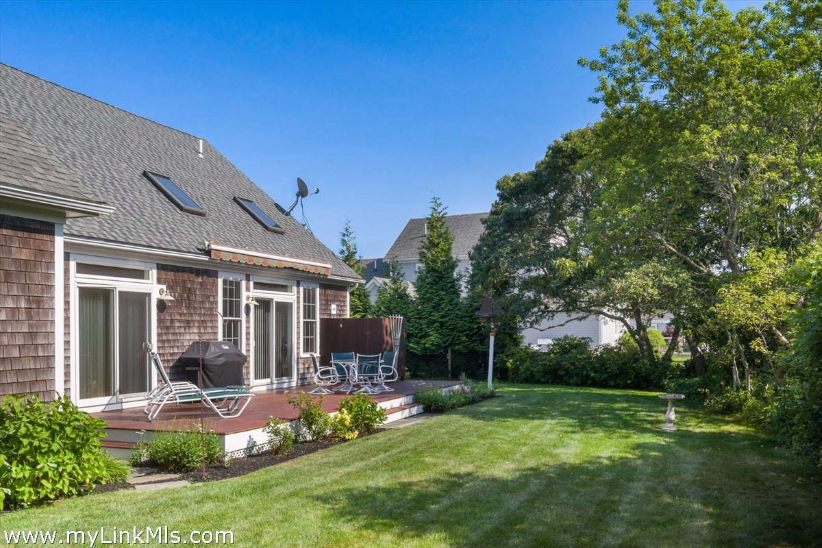 42 Deacon Vincent Way