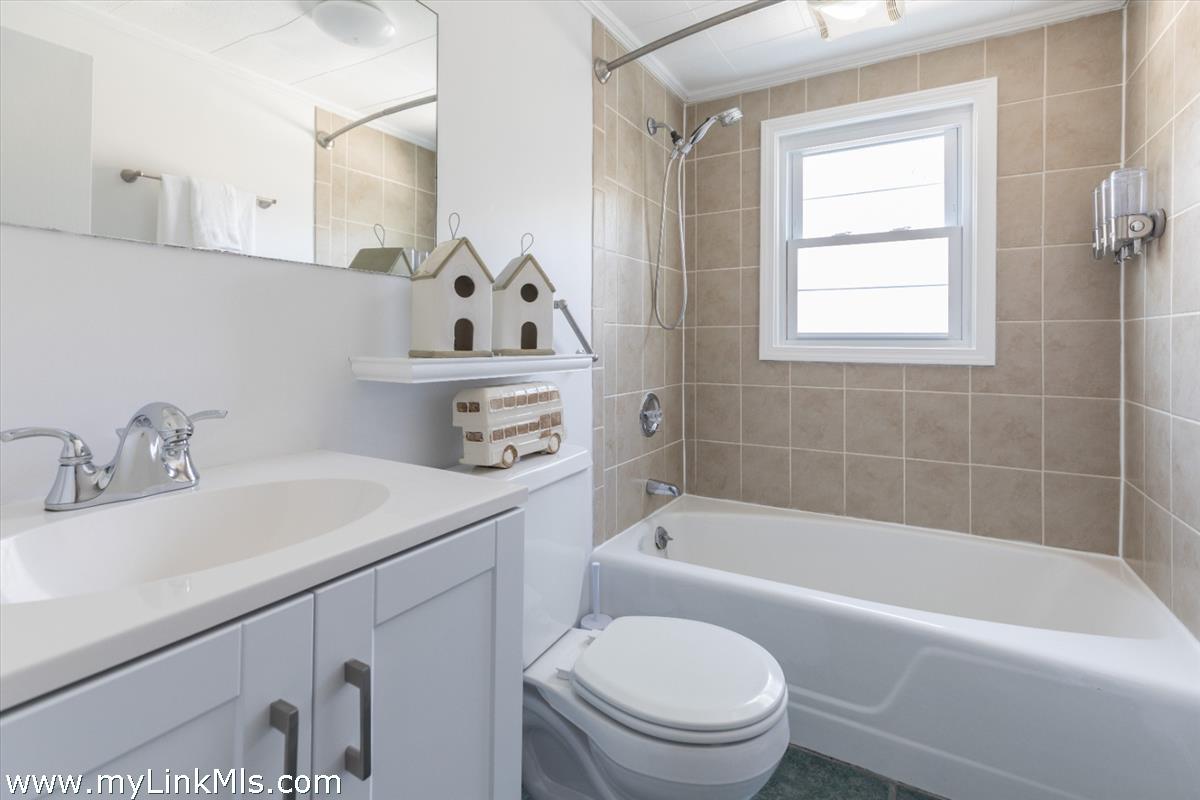 124 Skiff Avenue # 11 Unit: A-11