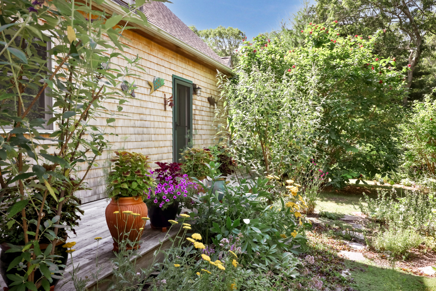 135 Mayflower Lane