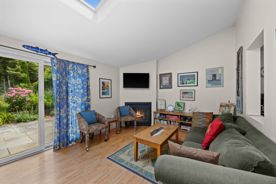 135 Mayflower Lane