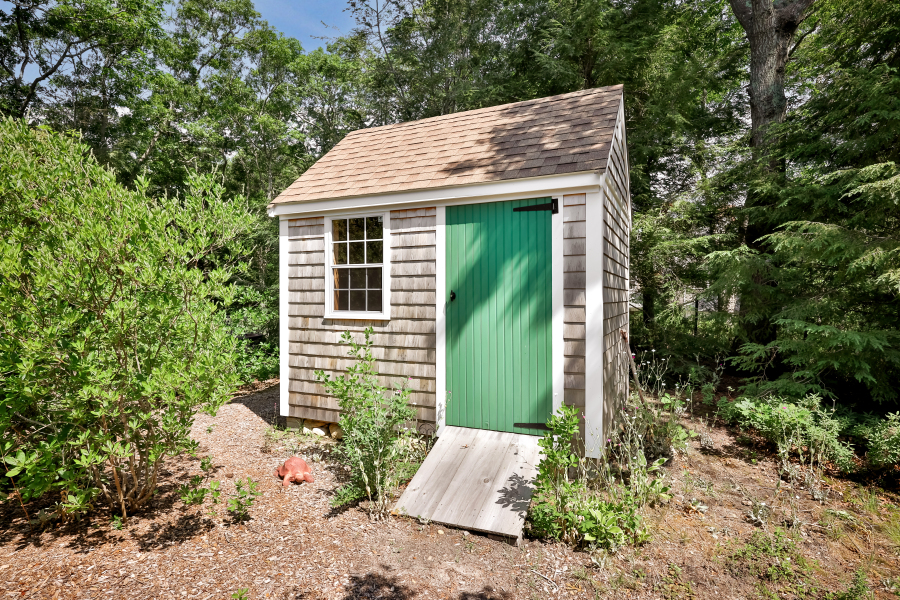 135 Mayflower Lane