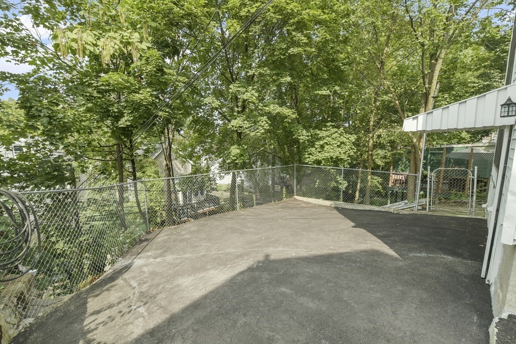68 Sherwood St