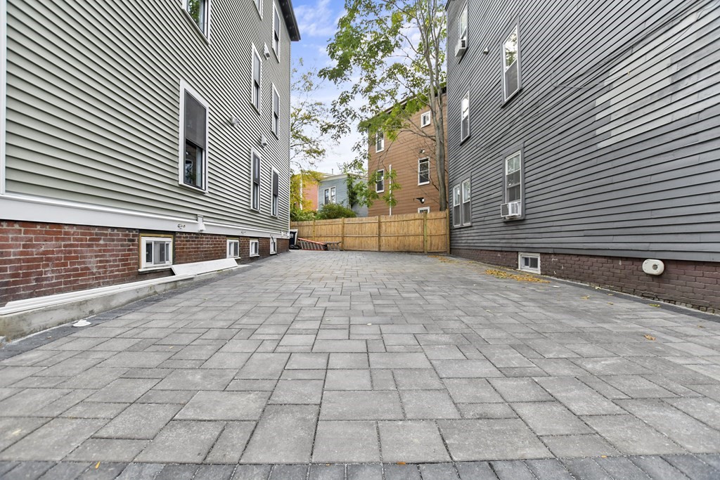 46 Plymouth St # 1