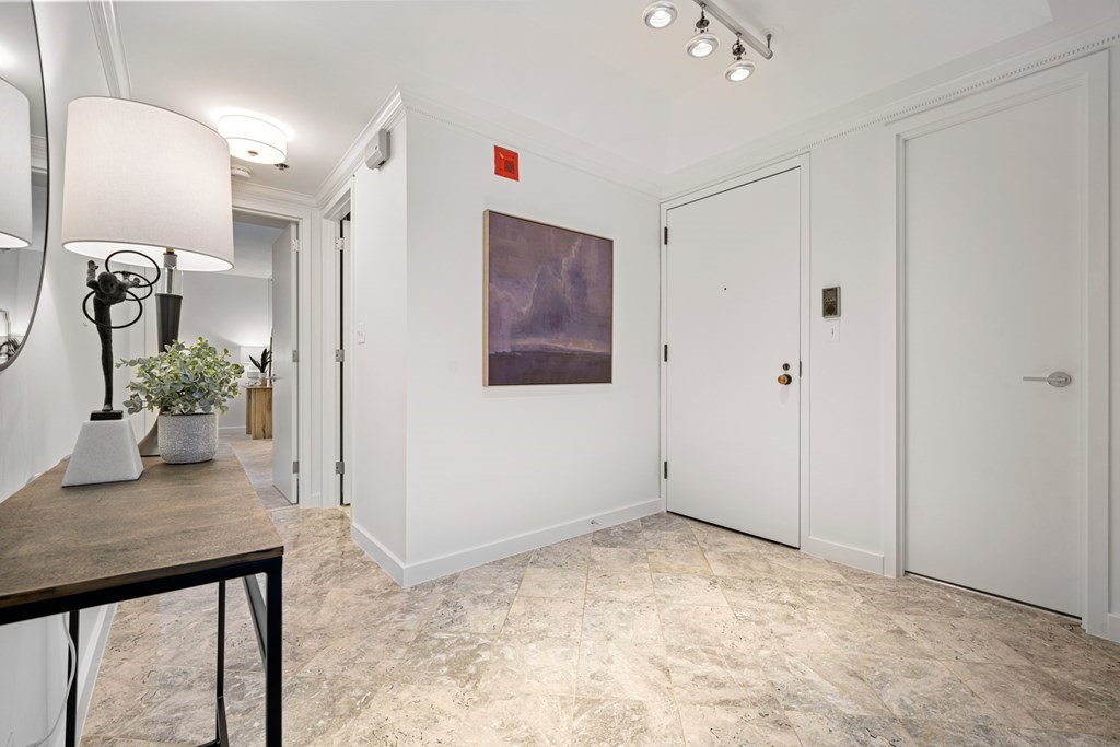 220 Boylston Street # 8018