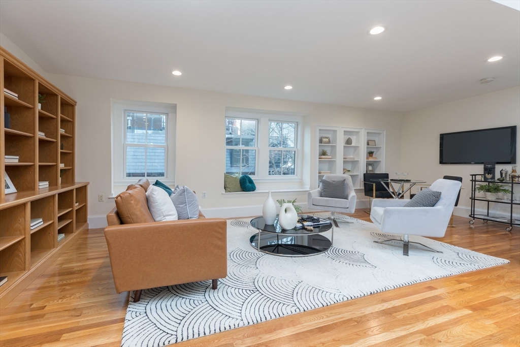 58 Gray St # 3