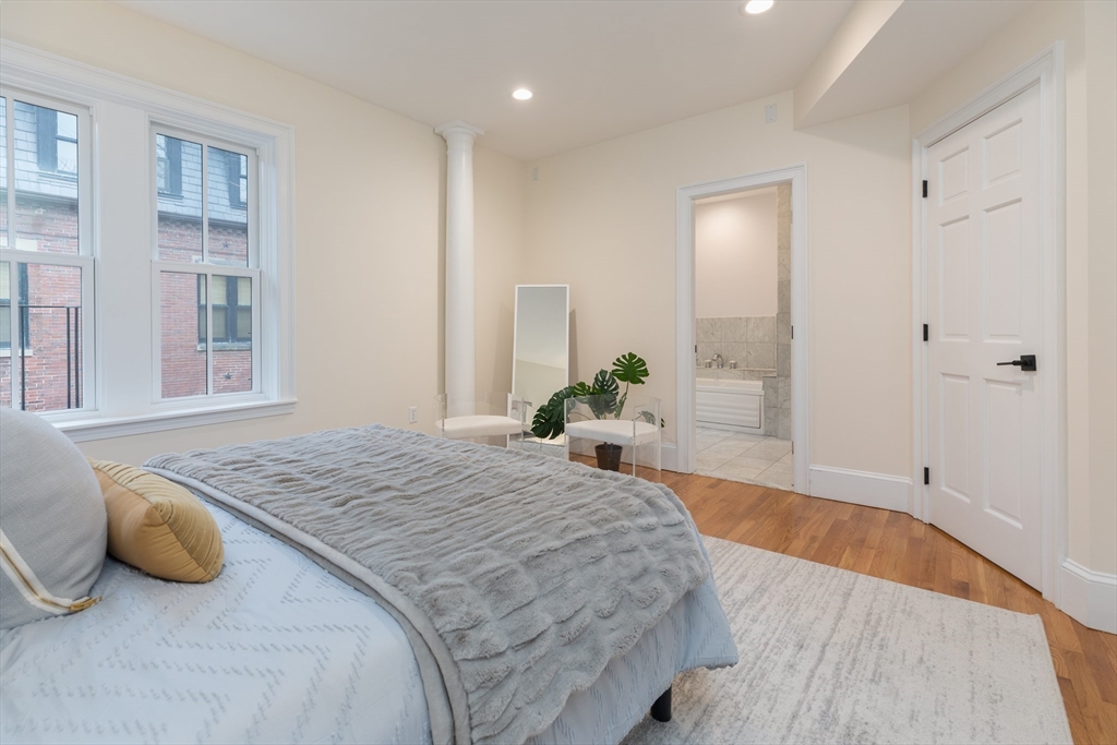 58 Gray St # 3