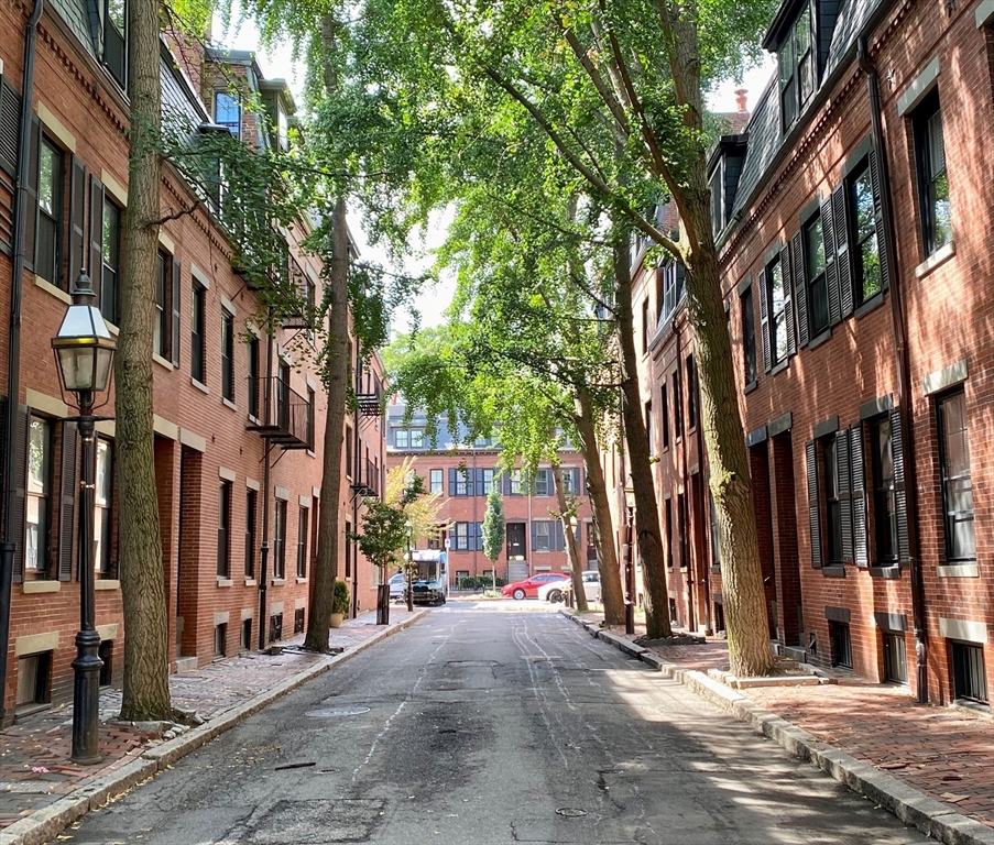58 Gray St # 3