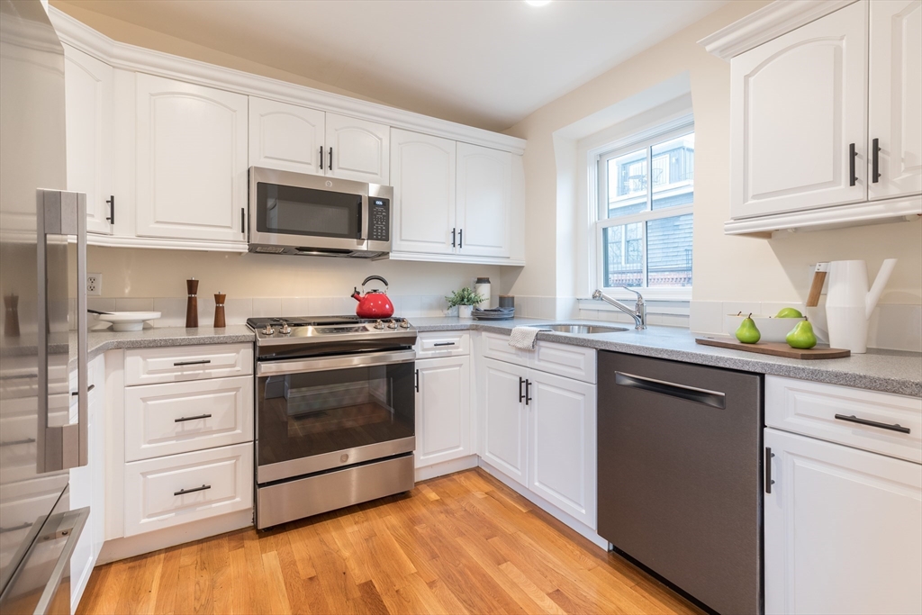 58 Gray St # 3