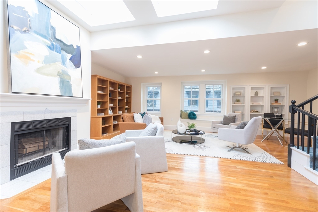 58 Gray St # 3