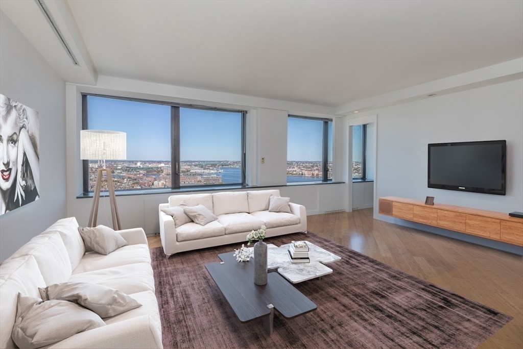 65 East India Row # 32C
