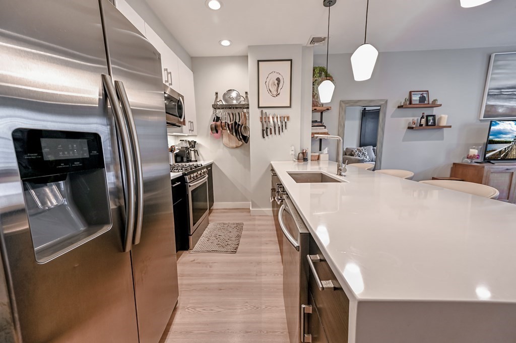 85 Everett St # 2