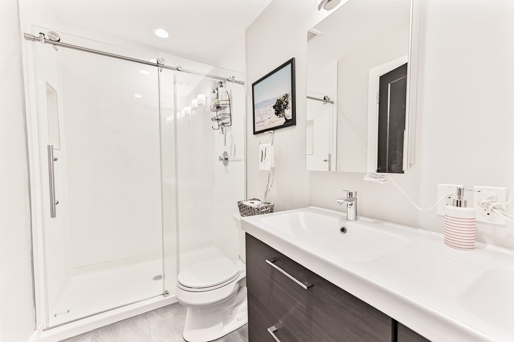 85 Everett St # 2