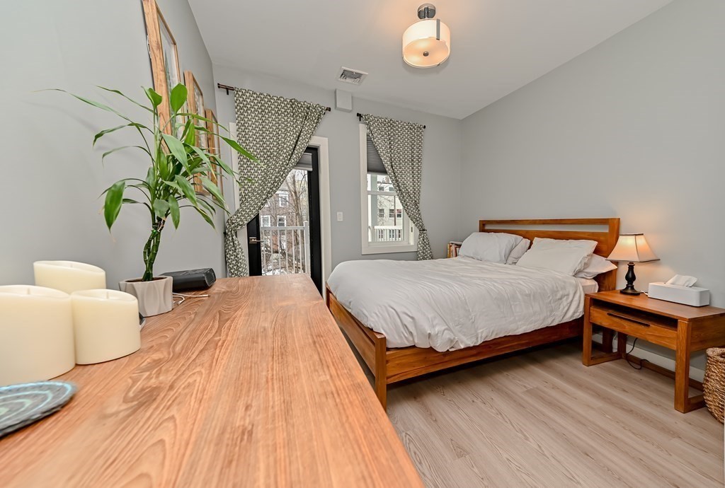 85 Everett St # 2