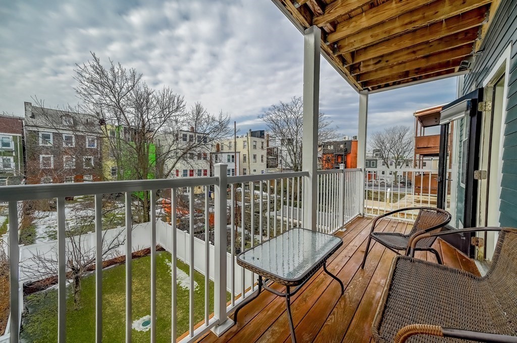 85 Everett St # 2