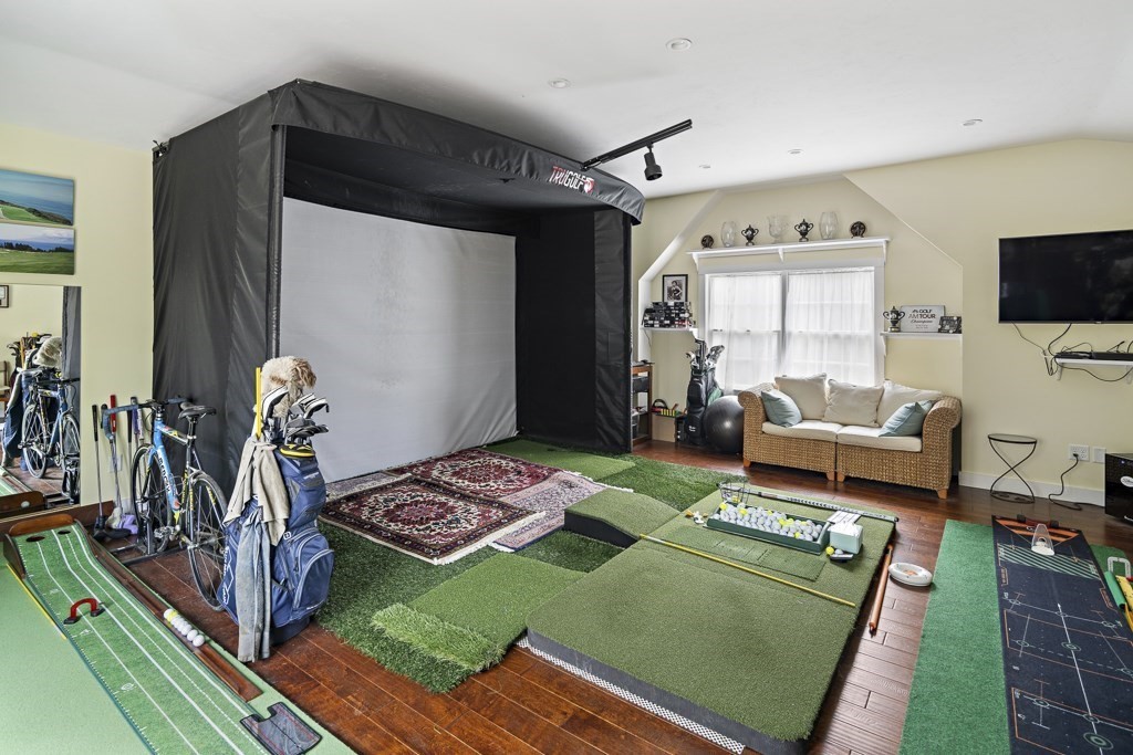 64 Jernegan Pond Rd