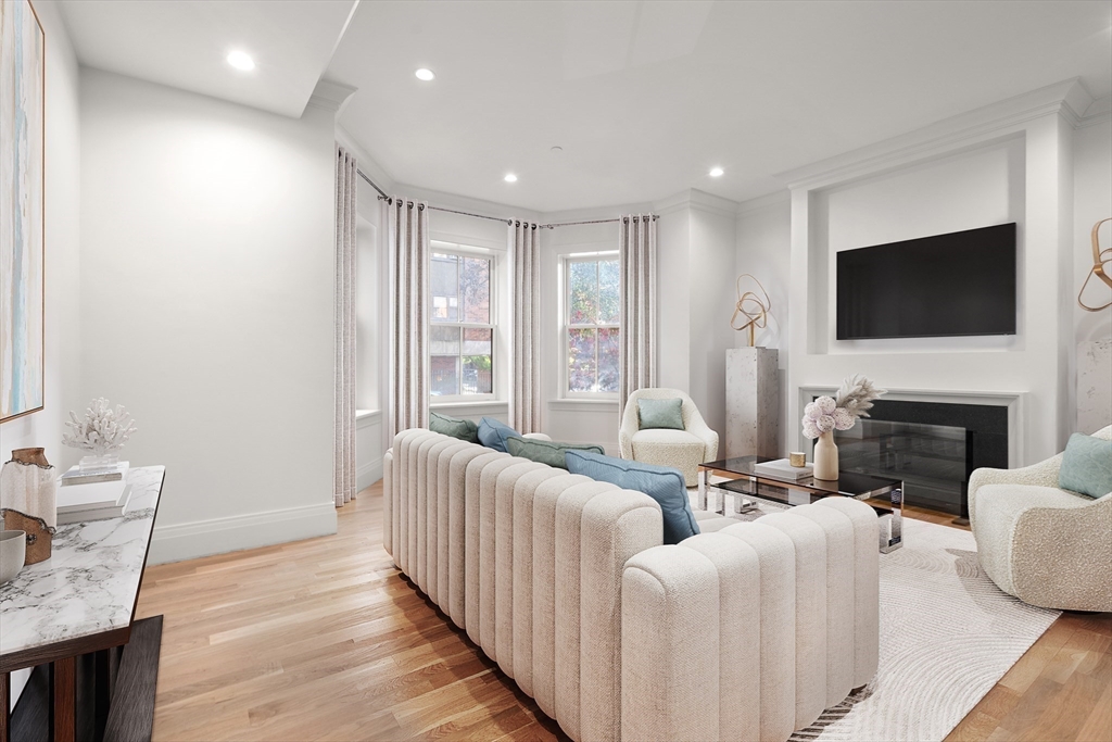 67 St Botolph St # 1