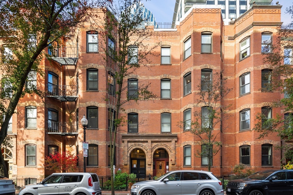 67 St Botolph St # 1