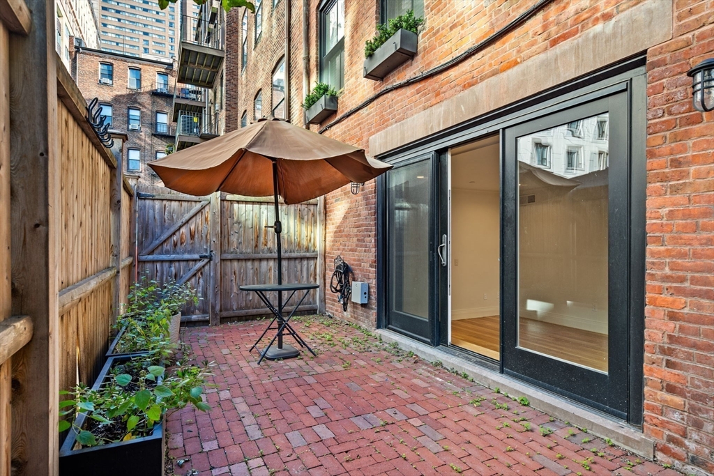 67 St Botolph St # 1
