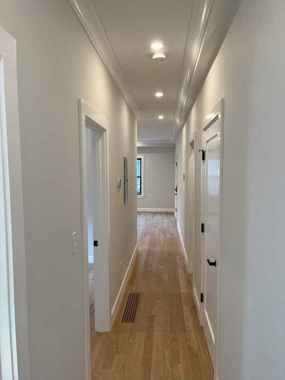 49 Webster Ave # 1