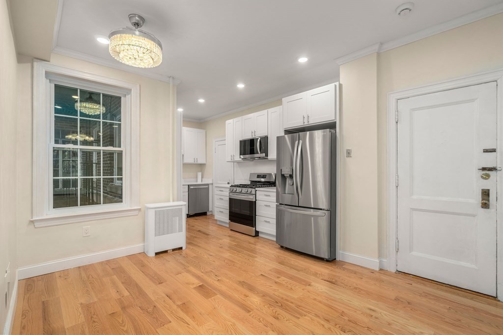 205 Mt Auburn St # 1A
