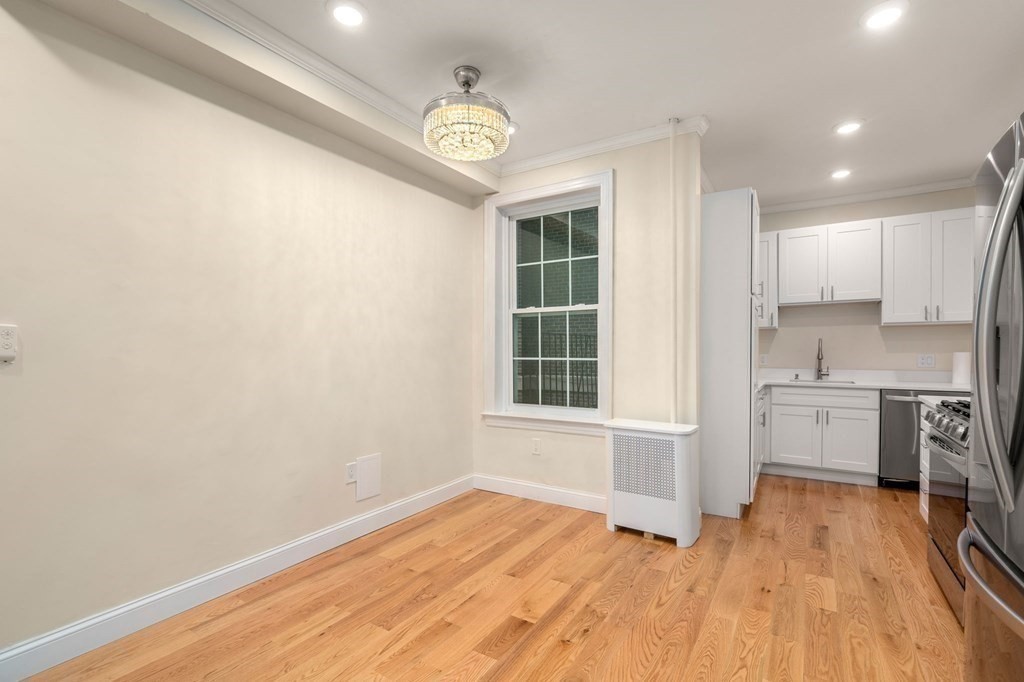 205 Mt Auburn St # 1A