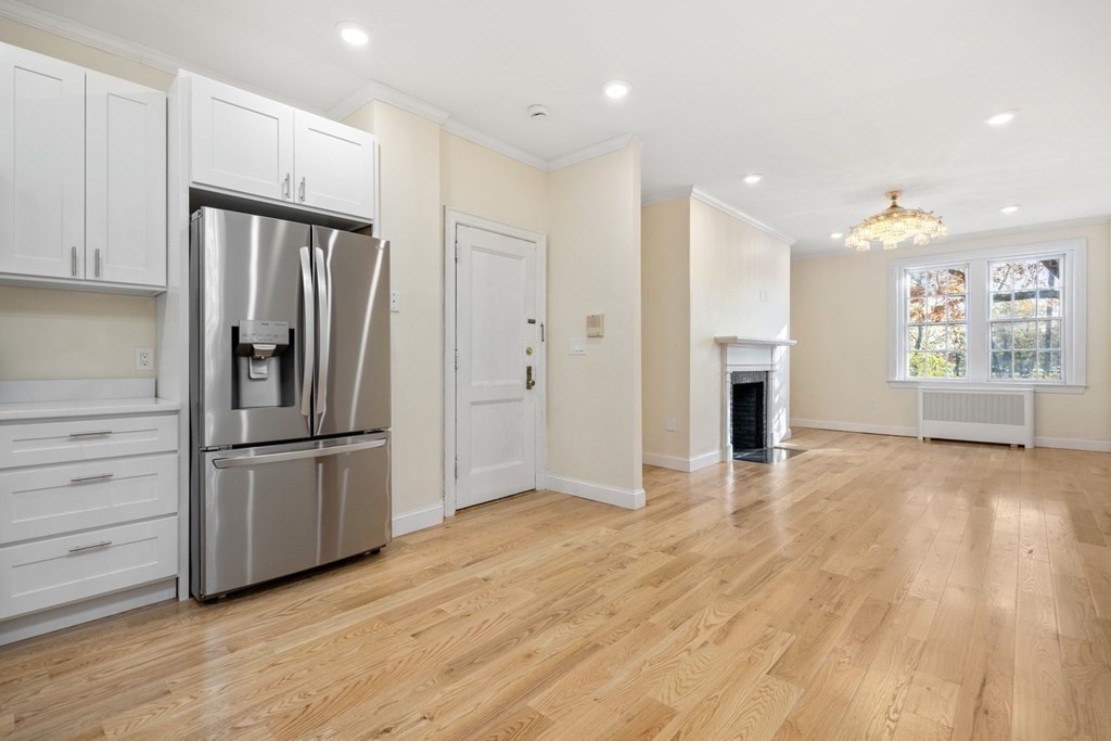 205 Mt Auburn St # 1A