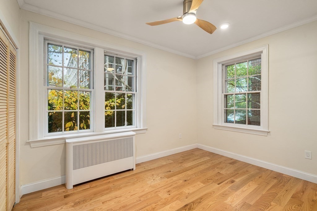 205 Mt Auburn St # 1A