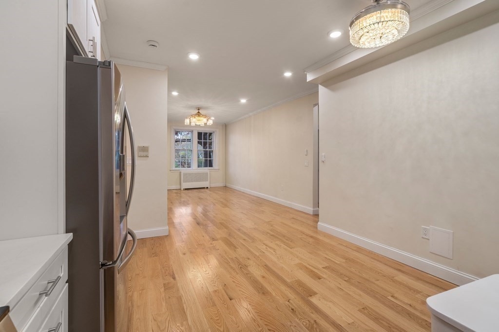 205 Mt Auburn St # 1A