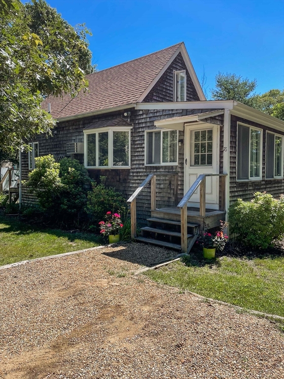 76 Eastville Ave