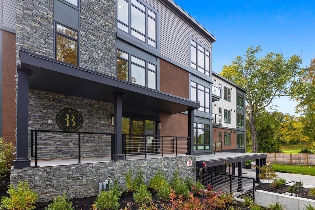 20 Kinmonth Rd # 108
