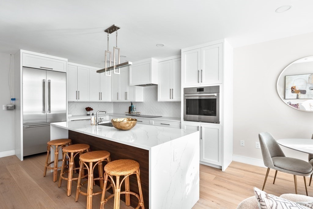 20 Kinmonth Rd # 108