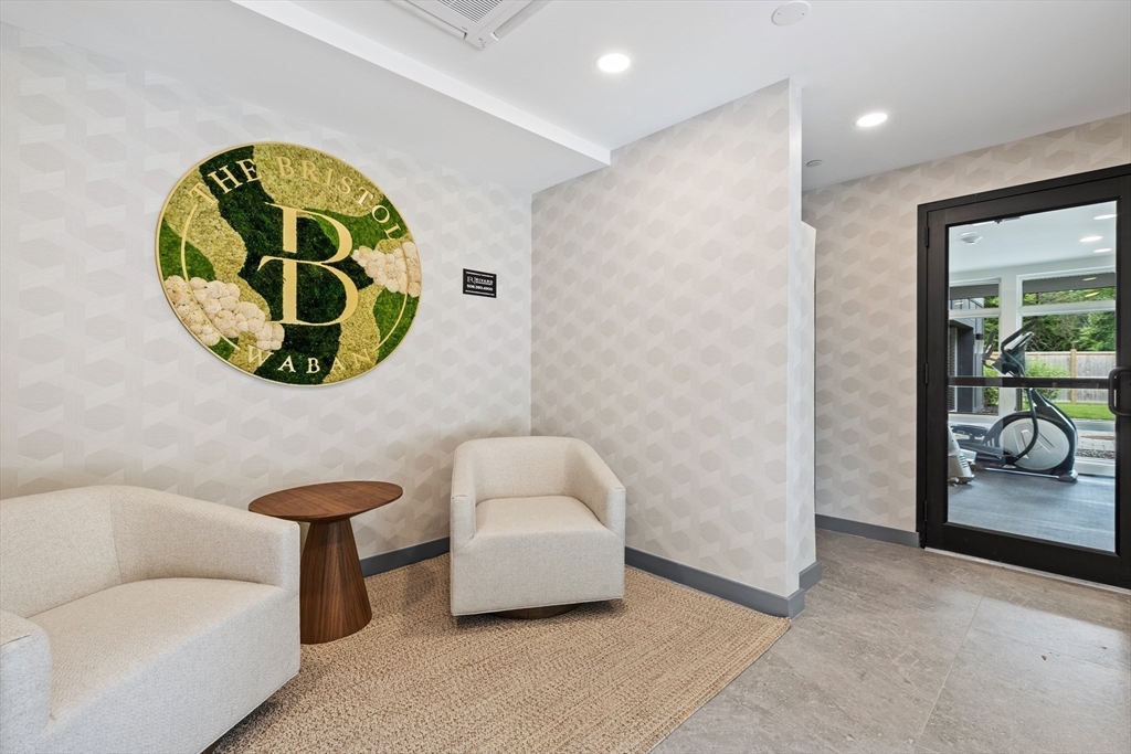 20 Kinmonth Rd # 108