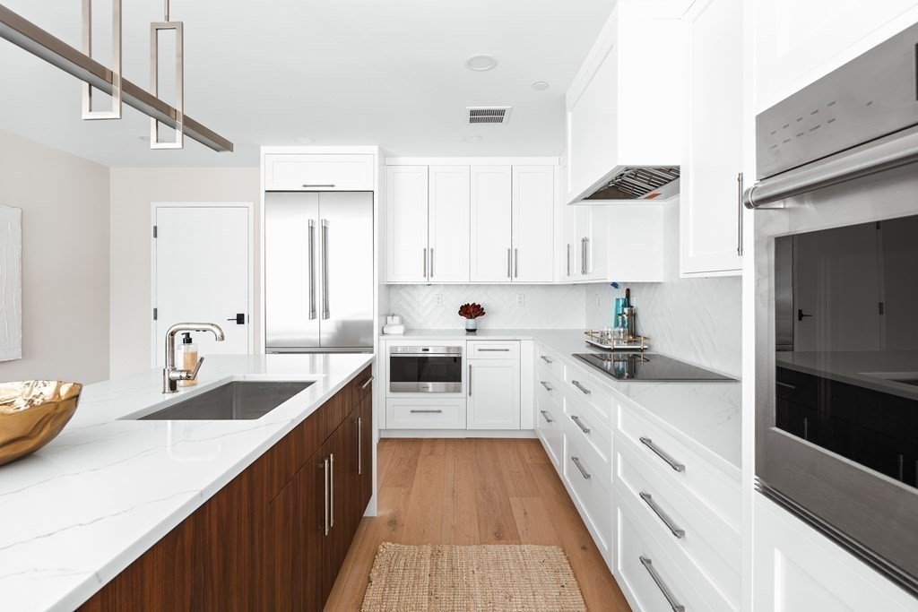 20 Kinmonth Rd # 108