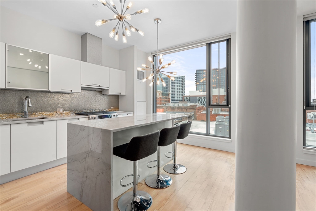 346 Congress St # 702
